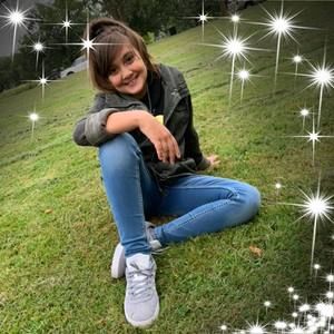 Meet your Posher, Fernanda charles